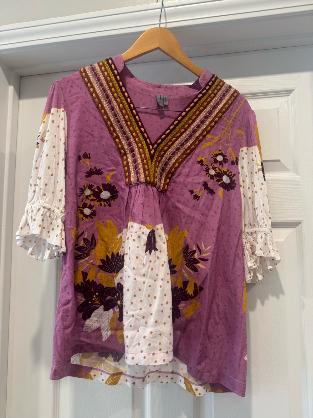 Anthropologie Lavender & White Floral Embroidered V-Neck Tunic